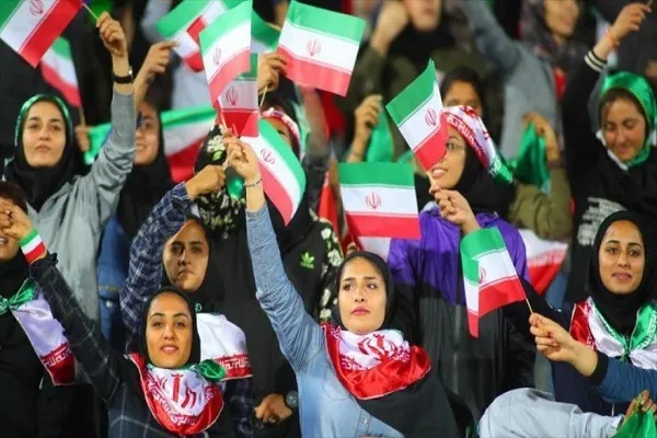 Rol de las mujeres en la victoria de la Revolución Islámica en Irán