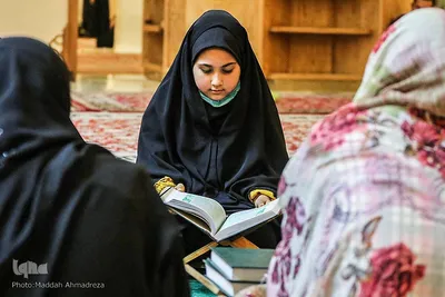 برپایی کرسی تلاوت قرآن به یاد شهدای امنیت شیراز‎‎