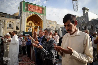 اقامه نماز عید قربان در حرم مطهر رضوی