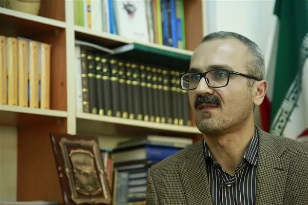 قیام عاشورا و جلوگیری از سوءاستفاده ابزاری از دین