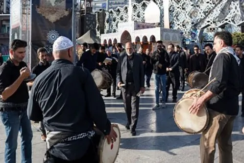 برپایی ۲۰ تکیه در میدان امام حسین(ع) همزمان با دهه سوم محرم