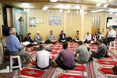 جلسه آموزش قرآن مسجد ولیعصر (عج)