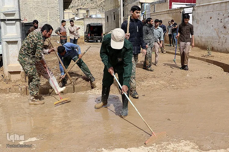 از غربالگری پزشکی 11 هزار نفر تا توزیع 70 هزار پرس غذا در منطقه سیل‌زده شیراز