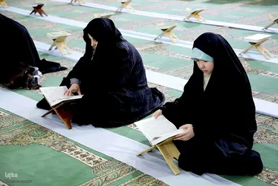 ترتیل خوانی قرآن کریم در مصلای امام خمینی (ره) تبریز
