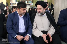 حجت‌الاسلام حسینی، رئیس اداره عقیدتی ـ سیاسی سازمان صنایع هوایی ایران و مجید گلشادی، مدیر دارالقرآن وزارت دفاع