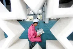 ملایشیاء؛ آن لائن قرآن فروخت کرنے پر انتباہ