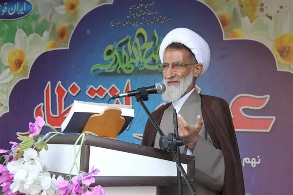 شرط انتظار؛ ثبات قدم در پیروی از نماینده امام عصر(عج)