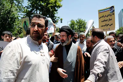 حضور شخصیت ها و مسئولین نظام در راهپیمایی روز قدس