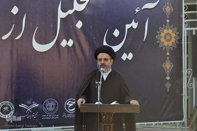 آیین تجلیل از نخبگان قرآنی در تبریز