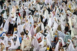 جشن عبادت(تکلیف) یک‌هزار دختر ۹ ساله اهوازی