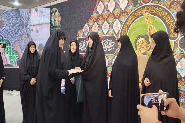 برگزاری مراسم اعلان عزای حسینی با حضور دختران ارومیه‌ای