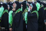 اهتزاز پرچم عزا بر فراز گنبد فيروزه‌اي آستان شاهچراغ(ع)
