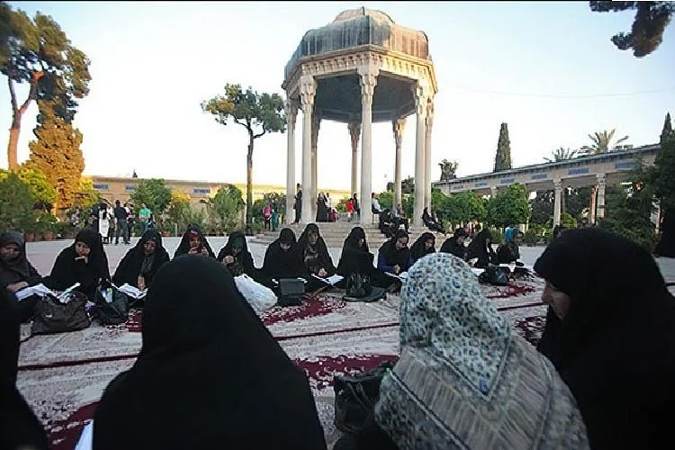 آرامگاه لسان‌الغیب میزبان «دولت قرآن» می‌شود