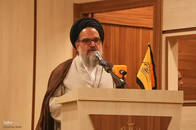 آیین رونمایی از کتاب «برای حق» در یزد‎