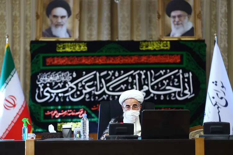 عاشورا اسلام راستین را جاودانه کرد / متدینین با رعایت شیوه نامه های بهداشتی عزاداری کنند