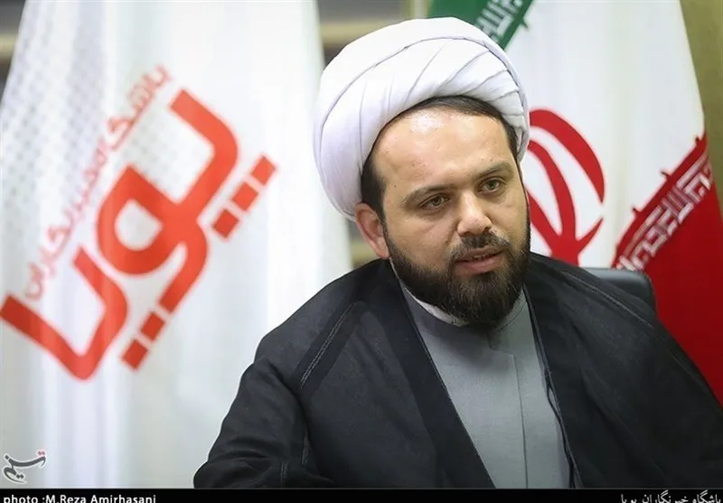 حضور پرشور جوانان در مراسم‌ اعتکاف معجزه چله انقلاب است