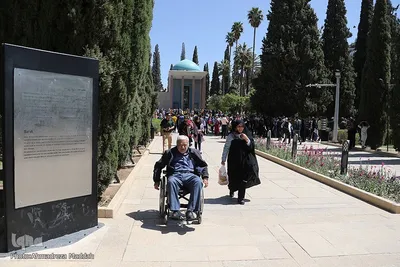 گردشگران نوروزی در آرامگاه سعدی‎‎