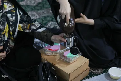 توزیع افطاری در شب میلاد امام حسن مجتبی(ع)