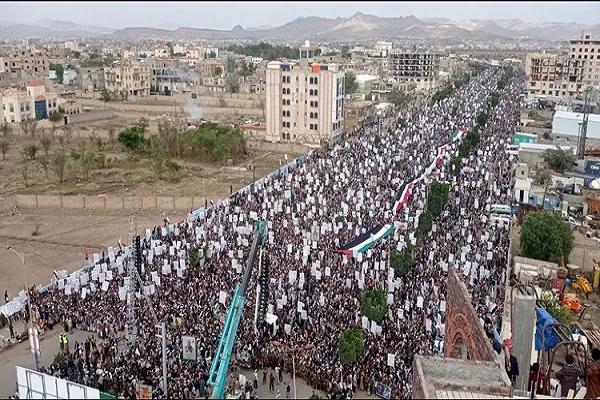 اليمنيون يحييون يوم القدس العالمي في 48 ميداناً في صنعاء و15محافظة