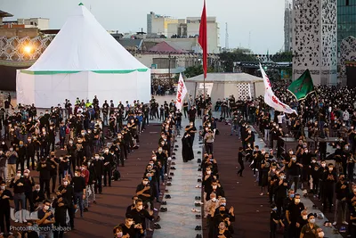 خیمه سوزان غروب عاشورا در میدان امام حسین(ع)