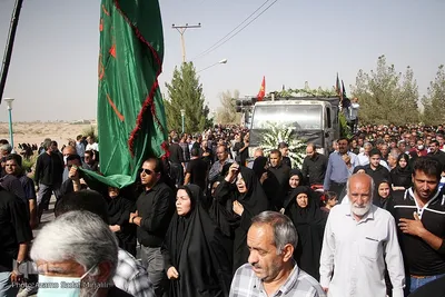 تشییع پیکر جانباختگان حادثه قطار مشهد ـ یزد