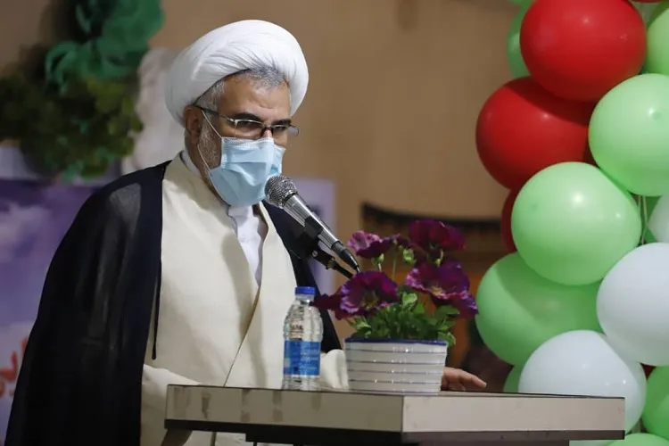 فضای مجازی؛ فرصت‌ها و تهدیدهایی برای دانش‌آموزان