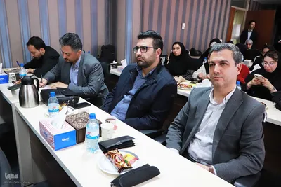 نشست صمیمی مدیرکل آموزش و پرورش آذربایجان شرقی با اصحاب رسانه