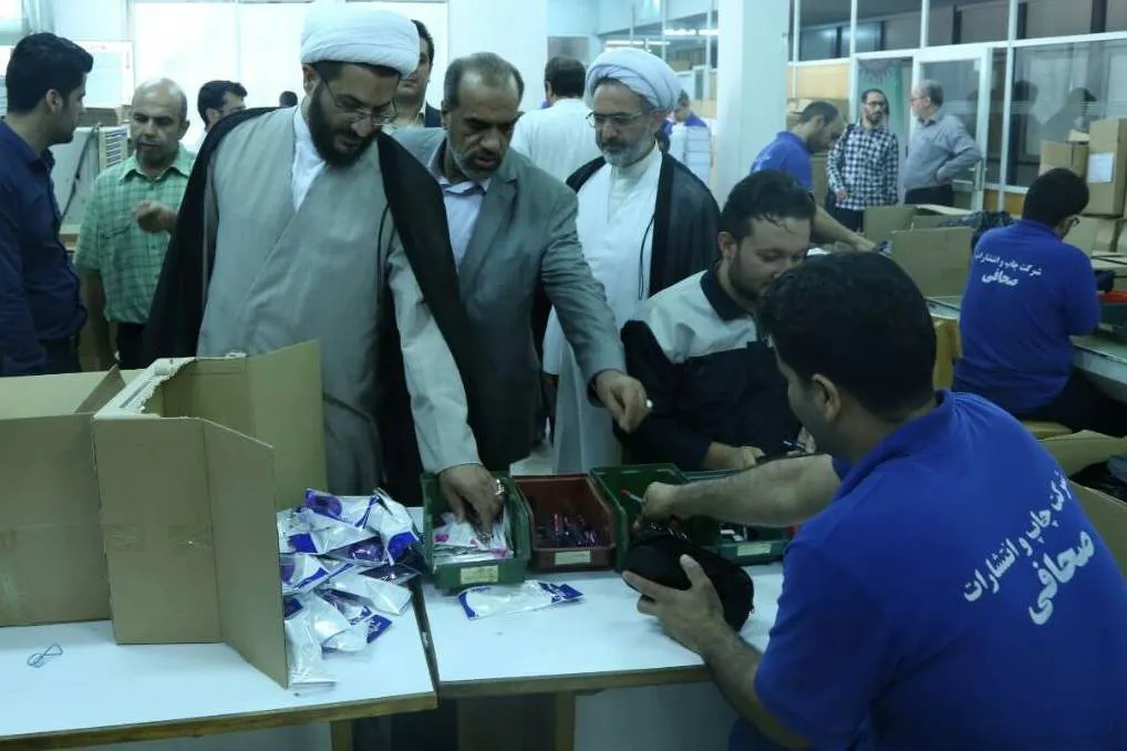 آماده‌سازی بسته‌های «مهر تحصیلی» ویژه دانش‌آموزان نیازمند از محل وقف