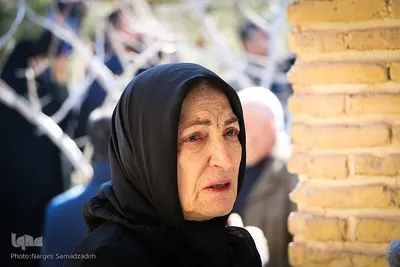 تشییع پیکر آیت‌الله مستجاب‌الدعواتی در اصفهان