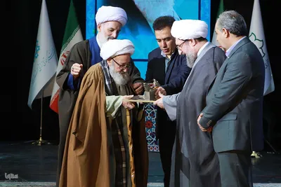 تجلیل از ۲۳ چهره شاخص در چهارمین همایش زنده‌نامان تبریز