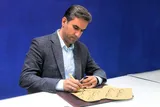 هنر خوشنویسی لحظات ناب عرفانی خلق می‌کند