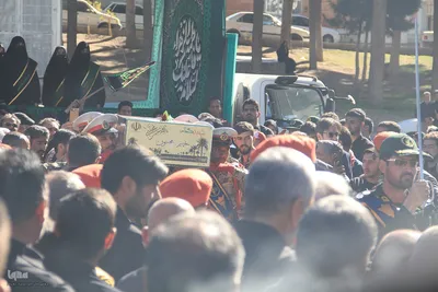 مراسم‌ خاکسپاری شهید گمنام دربوستان الهیه بیرجند