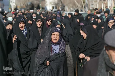 تشییع پیکر دو جانباز دفاع مقدس در اصفهان