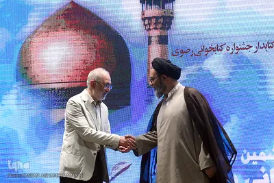  علی‌رضا مختارپور، دبیرکل نهاد کتابخانه‌های عمومی کشور و حجت‌الاسلام آل هاشم،‌ رئیس سازمان عقیدتی ـ سیاسی ارتش