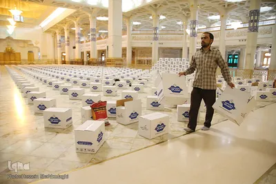 همدلی و احسان در شب ولادت کریم اهل بیت