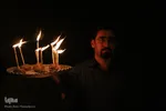 آیین شمع گردانی شب عاشورا در روستای بهدان⁩