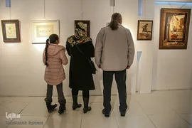 نمایشگاه گروهی آثار هنرهای تجسمی و صنایع دستی هنرمندان توان‌یاب «جلوه‌های هنر»در گالری مهر هنر 