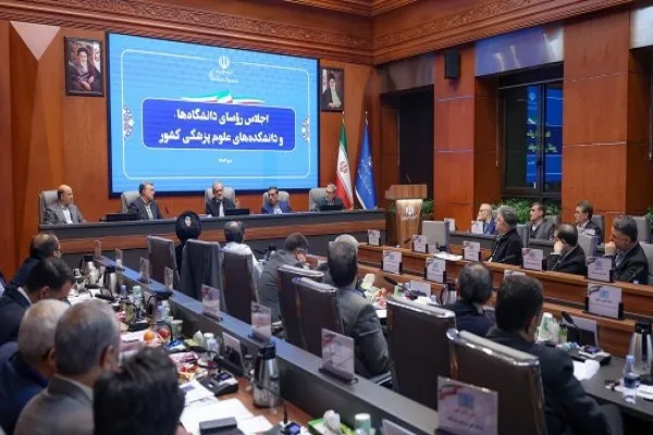 رسیدگی به مشکلات افراد در معرض خطر و آسیب باید اولویت کاری ما باشد