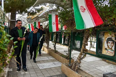 مراسم غبارروبی گلزار شهدای امامزاده محمد(ع) کرج با حضور قرآنیان بسیجی البرز‎