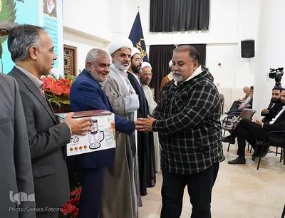 همایش تجلیل از یاوران وقف در زینبیه اصفهان