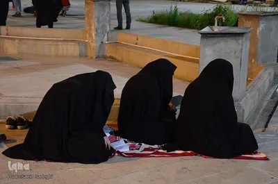 مراسم شب قدر در آستان امامزاده سید حمزه(ع) تبریز