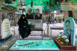 جاودان سروده‌ای به رنگ عشق و آفتاب