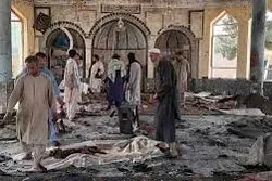 100 Afghans tués dans une explosion visant une mosquée