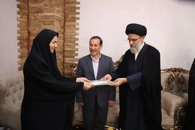 دیدار مدیرکل تبلیغات اسلامی آذربایجان شرقی با خانواده شهدا