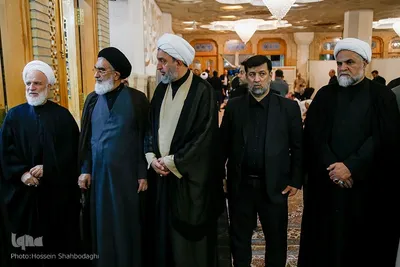 Trauerakt zum Gedenken an Märtyrer Ayatollah Raisi und seine Gefährte