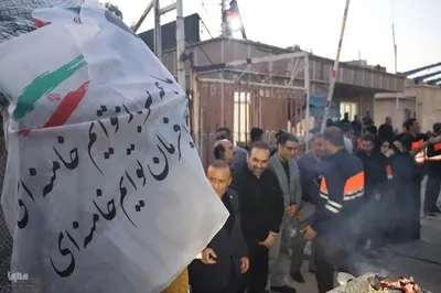 بدرقه کاروان اعزامی ملایری ها به آیین تشییع و وداع آقای شهید ایران