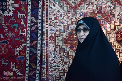 بازدید معاون رئیس جمهور در امور زنان و خانواده از نمایشگاه طرح ملی توسعه مشاغل خانگی‎‎