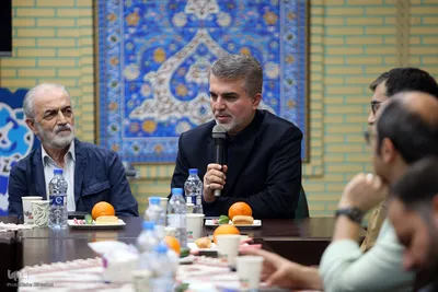 رونمایی مجموعه آیه های ایثار