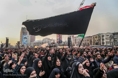 اجتماع عزاداران فاطمی در میدان امام خمینی (ره)