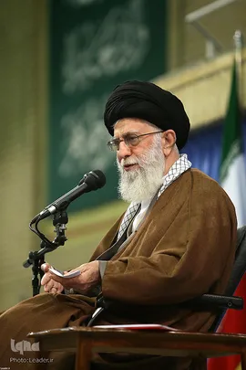 دیدار دانش‌آموزان و دانشجویان با رهبر انقلاب